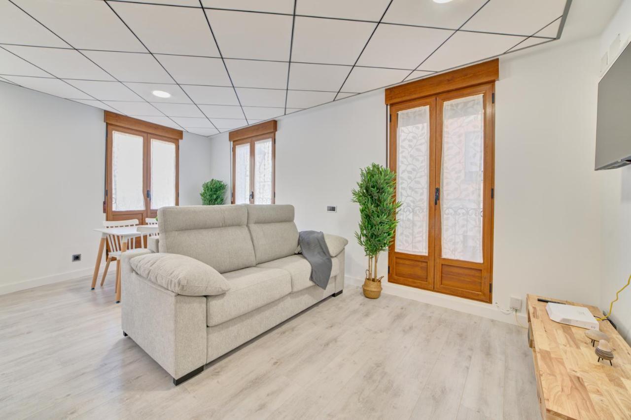 Apartamento Juan Pintxame By Clabao Logroño Exteriör bild