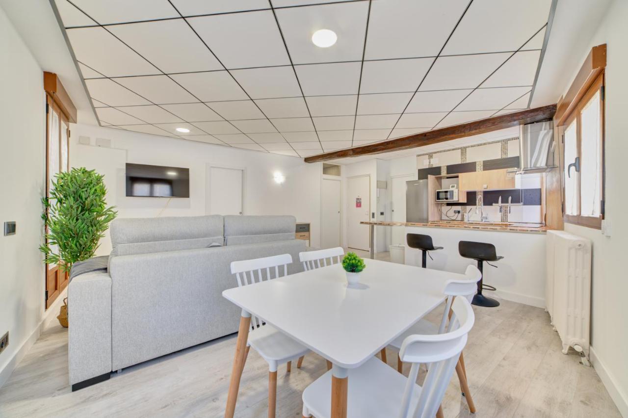 Apartamento Juan Pintxame By Clabao Logroño Exteriör bild